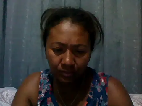 sexyladii online show from April 9, 2026, 4:46 pm