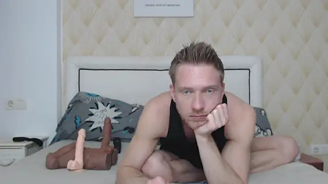 Snapshot of JessicaSteve chatting on February 21, 2026, 6:10 pm JessicaSteve online show from February 21, 2026, 6:10 pm