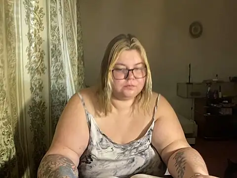 Kira Magni online show from March 15, 2025, 2:01 pm