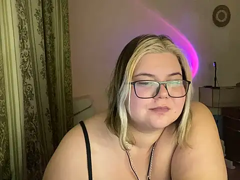 Kira Magni online show from January 26, 2025, 8:34 pm