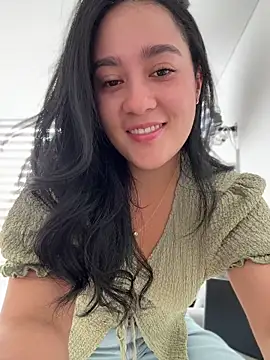 Nina lovi online show from June 30, 2026, 5:46 pm