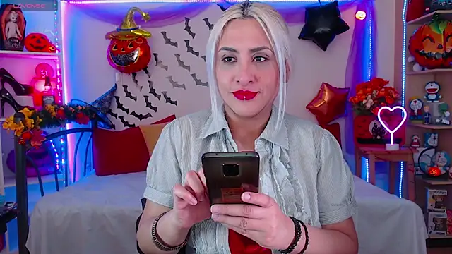 Annie p online show from October 10, 2025, 11:27 pm