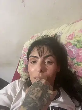 Sarah-safada online show from February 20, 2026, 3:58 am