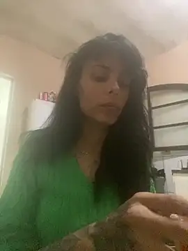 Snapshot of Sarah-safada chatting on June 27, 2026, 3:12 am Sarah-safada online show from June 27, 2026, 3:12 am