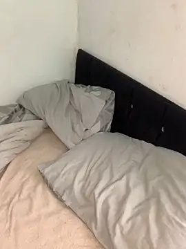 modeljadeelee online show from February 7, 2026, 1:19 pm