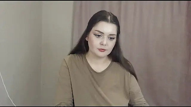 ohhhMie online show from October 28, 2025, 6:18 pm