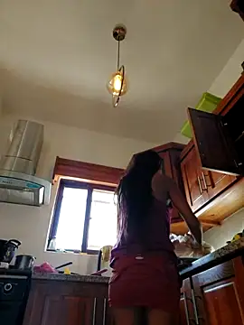 Luna-Natural online show from February 6, 2026, 12:23 pm