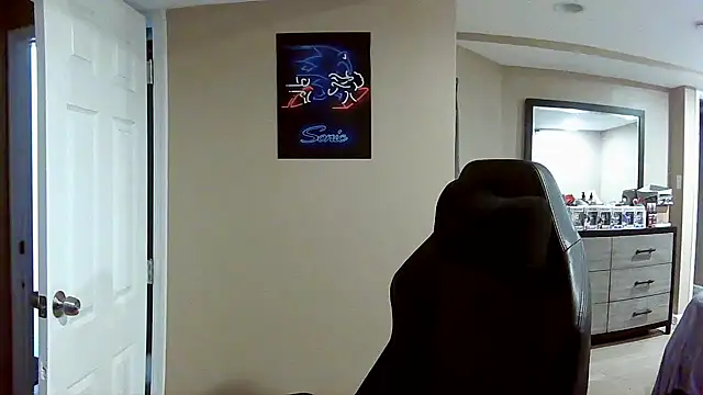 Neovergil0 online show from June 18, 2026, 4:56 pm