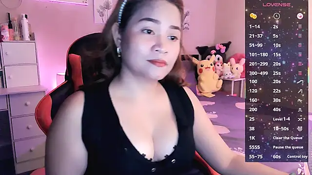 yenyen  online show from May 22, 2026, 1:20 pm