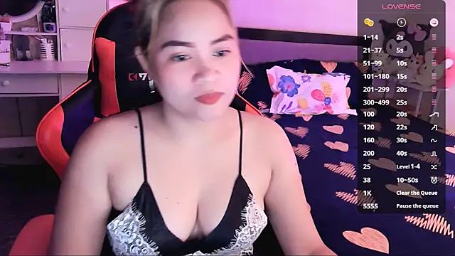 yenyen  online show from July 11, 2026, 1:50 am