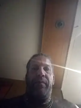 trucker1979 online show from July 23, 2026, 7:10 pm