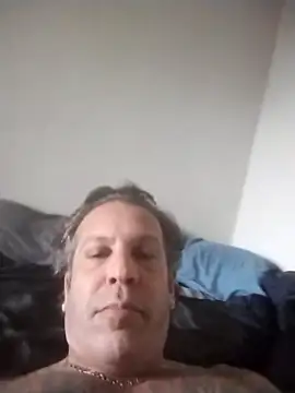 trucker1979 online show from October 24, 2025, 5:23 pm