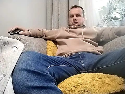 Snapshot of grzes19763 chatting on October 10, 2025, 7:31 am grzes19763 online show from October 10, 2025, 7:31 am