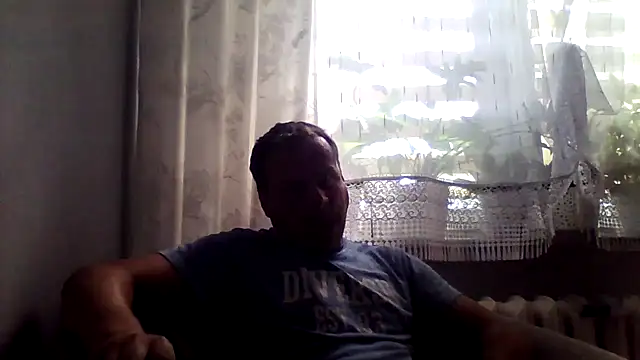 grzes19763 online show from June 27, 2026, 12:11 pm