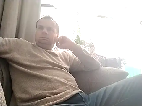 Snapshot of grzes19763 chatting on November 4, 2025, 9:13 am grzes19763 online show from November 4, 2025, 9:13 am