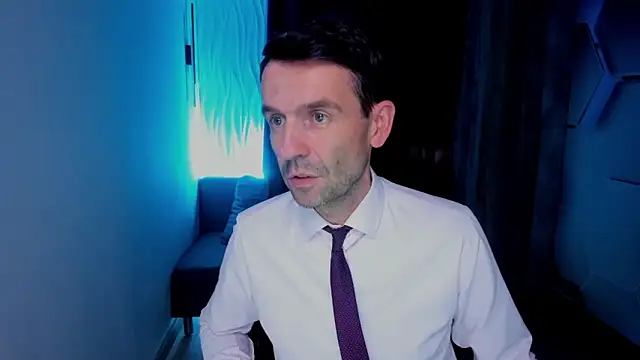 SteveTiger online show from October 26, 2025, 3:34 pm