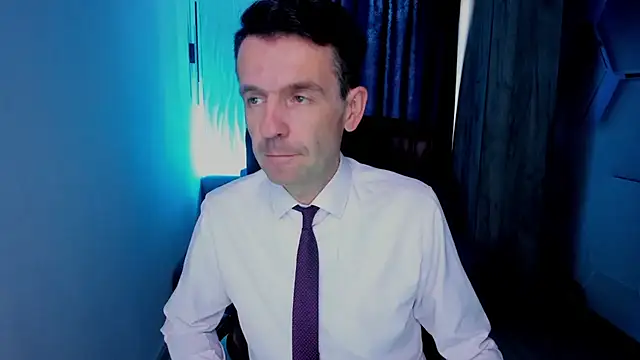 SteveTiger online show from October 17, 2025, 11:12 am