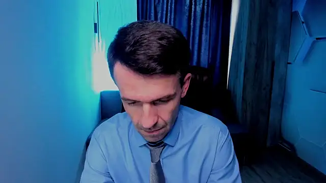 SteveTiger online show from October 21, 2025, 10:03 am