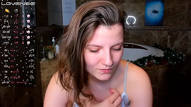 Snapshot of MelindaTin chatting on January 23, 2025, 4:41 am MelindaTin online show from January 23, 2025, 4:41 am