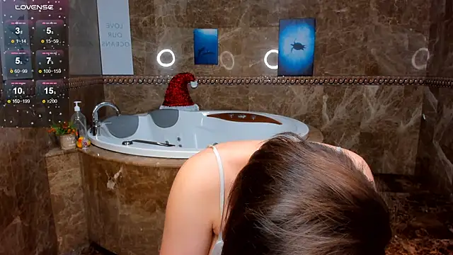 Snapshot of MelindaTin chatting on January 19, 2026, 12:25 am MelindaTin online show from January 19, 2026, 12:25 am