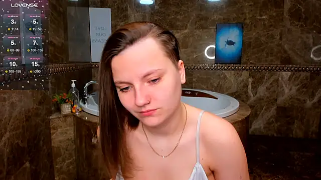 Snapshot of MelindaTin chatting on January 16, 2026, 12:47 am MelindaTin online show from January 16, 2026, 12:47 am