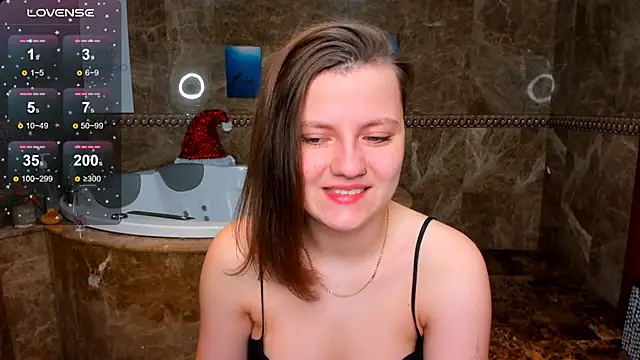 Snapshot of MelindaTin chatting on February 20, 2026, 12:40 am MelindaTin online show from February 20, 2026, 12:40 am