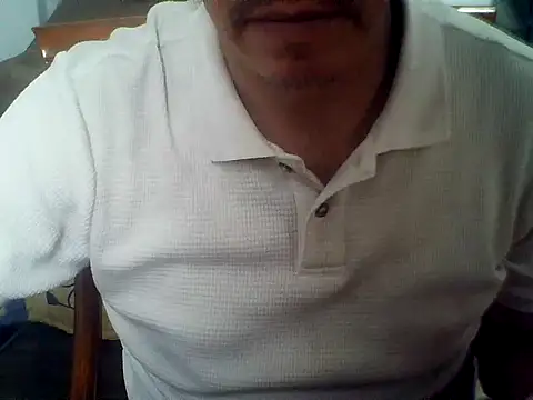 Snapshot of Latinjim29 chatting on January 13, 2026, 8:02 pm Latinjim29 online show from January 13, 2026, 8:02 pm