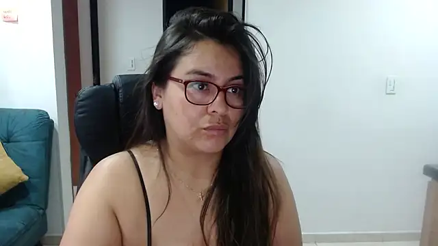 Snapshot of Ixchel_Anaid chatting on March 2, 2025, 12:36 pm Ixchel Anaid online show from March 2, 2025, 12:36 pm