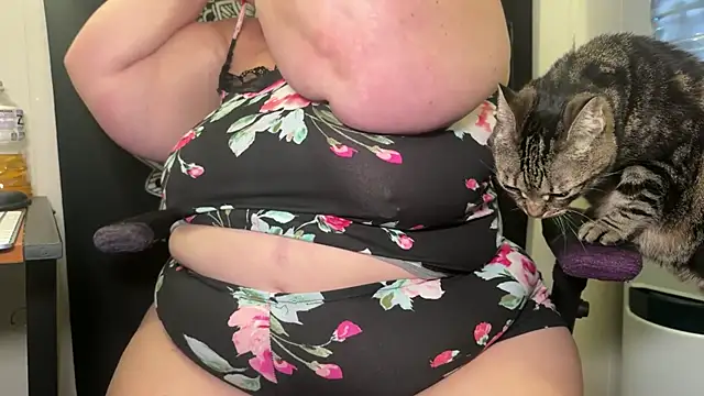 Miss Phat Booty online show from October 24, 2025, 1:26 am