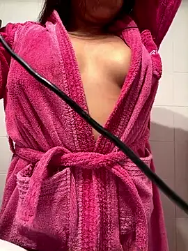 Aestheticsgirl online show from March 23, 2026, 11:59 pm