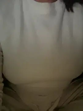 Snapshot of Aestheticsgirl chatting on November 17, 2025, 11:42 pm Aestheticsgirl online show from November 17, 2025, 11:42 pm