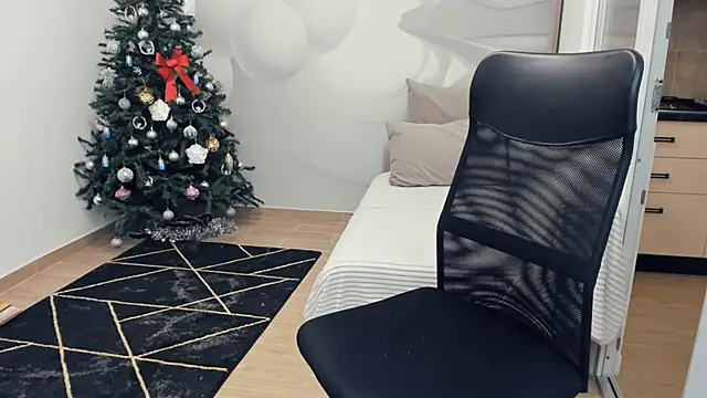 ClaraAndTerry online show from January 10, 2025, 1:53 am