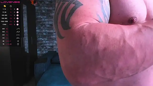 mark normal online show from October 15, 2025, 2:32 am