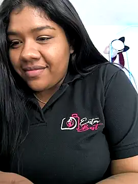 paola091 online show from October 25, 2025, 12:32 am