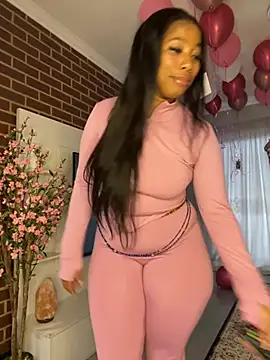 Snapshot of CurvyDesire1 chatting on April 30, 2026, 3:19 pm CurvyDesire1 online show from April 30, 2026, 3:19 pm