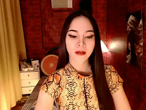 Yoshidashemale online show from December 20, 2025, 2:42 pm