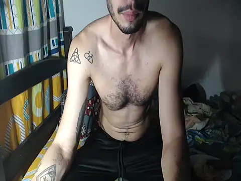 alisterxxx online show from November 15, 2025, 10:52 am