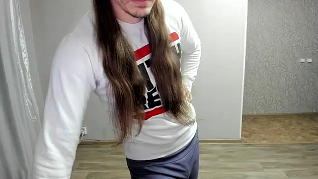 Marrymepls online show from February 23, 2026, 2:39 pm