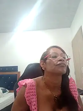 BustyMilf  online show from October 12, 2025, 1:01 pm