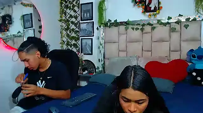 Snapshot of thamarasehein chatting on February 4, 2025, 10:34 pm thamarasehein online show from February 4, 2025, 10:34 pm