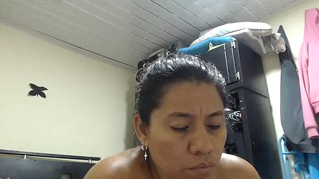 adrixxx38 online show from May 15, 2026, 7:50 am