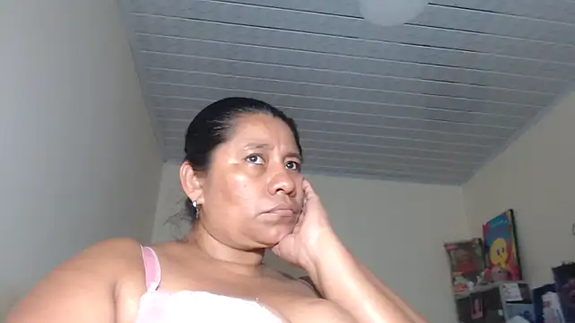 adrixxx38 online show from November 10, 2025, 5:45 am