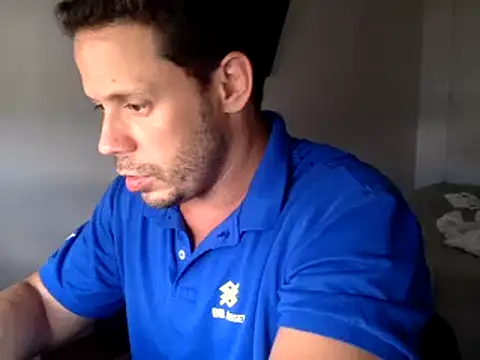 Snapshot of FelipeRiver chatting on March 13, 2025, 6:01 pm FelipeRiver online show from March 13, 2025, 6:01 pm