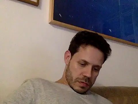 Snapshot of FelipeRiver chatting on September 15, 2025, 12:00 am FelipeRiver online show from September 15, 2025, 12:00 am