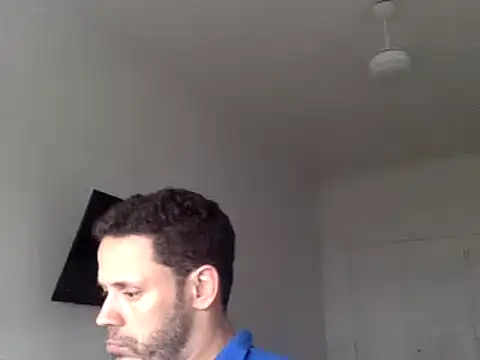 Snapshot of FelipeRiver chatting on February 18, 2025, 7:09 pm FelipeRiver online show from February 18, 2025, 7:09 pm