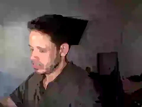 Snapshot of FelipeRiver chatting on October 14, 2025, 5:35 pm FelipeRiver online show from October 14, 2025, 5:35 pm