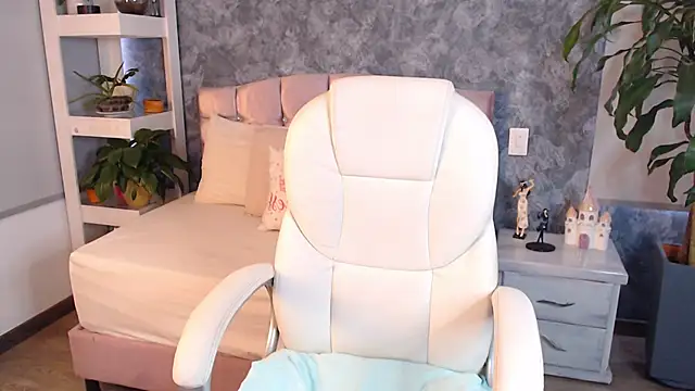 niko robin online show from September 22, 2025, 7:42 pm