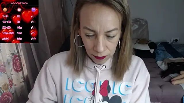 cristin doll  online show from February 20, 2026, 7:27 pm