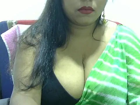 ROSEE MERRYYYY online show from September 9, 2025, 1:53 pm