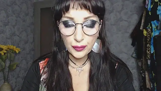 Aziza1 online show from September 9, 2025, 3:10 pm